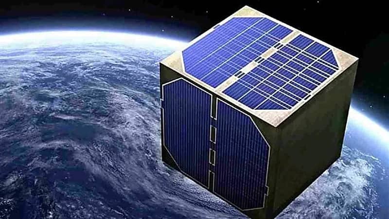 اليابان تصنع أول قمر صناعي خشبي في العالم