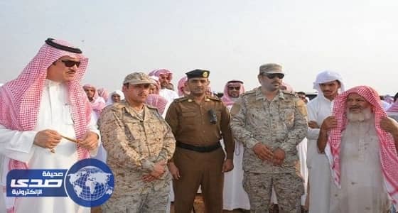 بالصور.. أهالي الطوال يشيعون شهيد الواجب علي عواف