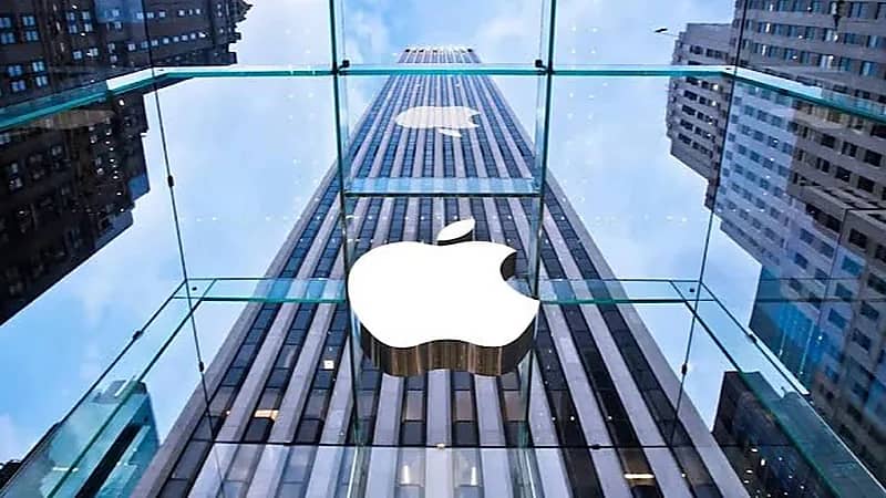 أمريكي يطالب بتعويض 5 ملايين دولار من شركة أبل