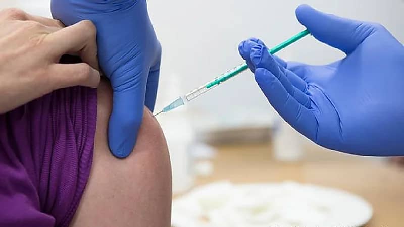 "دجاج وأبقار وشقة" جوائز لمن يتلقى لقاح كورونا