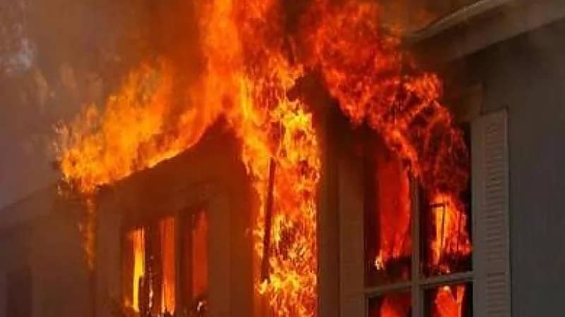 إندونيسيا.. مصرع 13 شخصًا وإصابة 50 آخرين في حريق بمستودع وقود