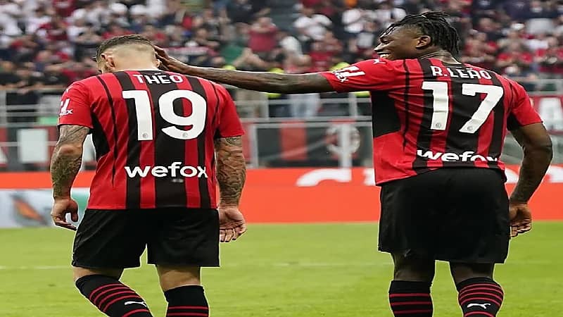 لياو يودع ثيو هيرنانديز بعد انتقاله إلى الهلال