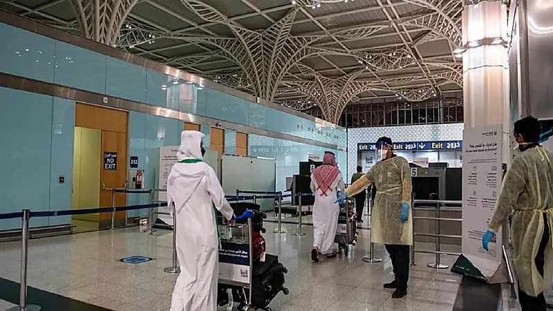 "الصحة" تؤكد ضرورة التقيد بالتدابير الوقائية خلال الإجازة الصيفية والسفر