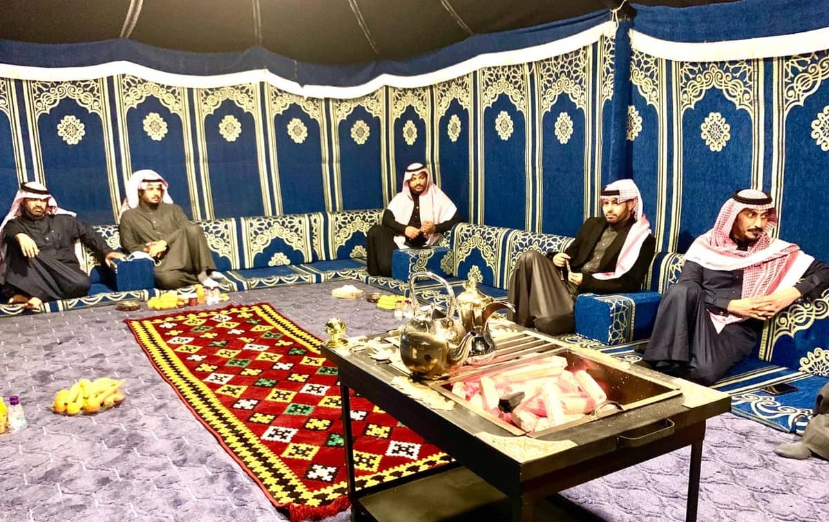 تحذير من " أبشر " بشأن تصاريح السفر الاستثنائية