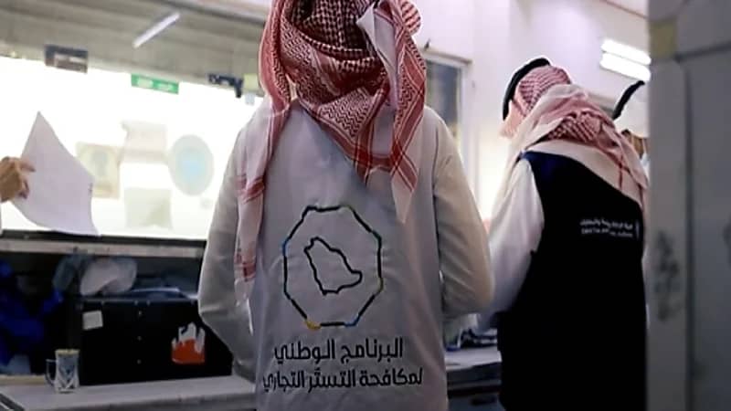 بالفيديو.. ضبط منشآت تجارية مشتبه بتسترها في قطاع قطع الغيار