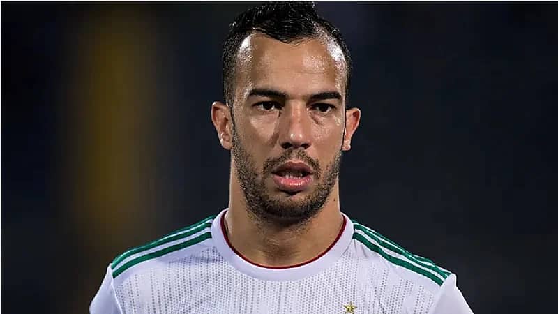 فيفا يحسم أزمة بلعمري مع الشباب