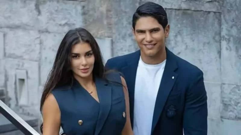 صورة تثير الجدل حول عودة ياسمين صبري وأبوهشيمة