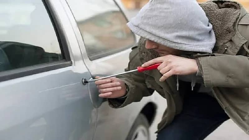 ظاهرة على تيك توك تتسبب في ارتفاع سرقة السيارات 