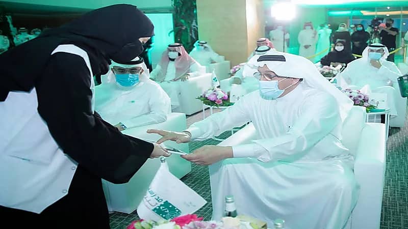 وزير التعليم يطلق المسابقة الوطنية الرقمية "مدرستي تبرمج"