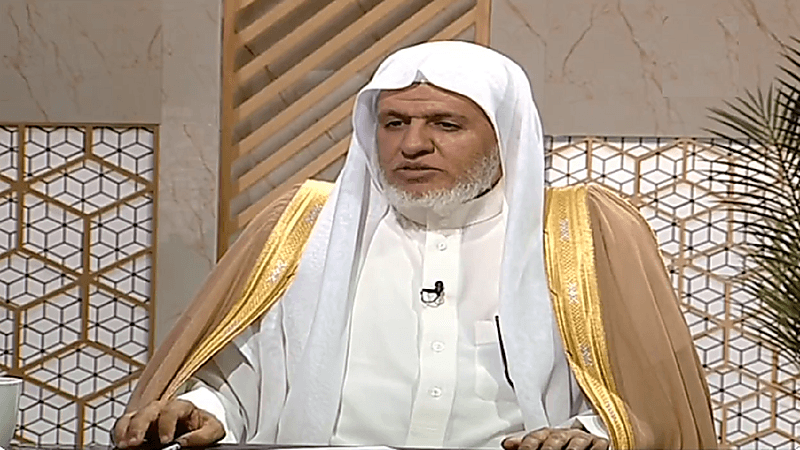 بالفيديو.. هل الصلاة مع الزوجة في البيت تُعد جماعة ؟.. "الشبل" يجيب