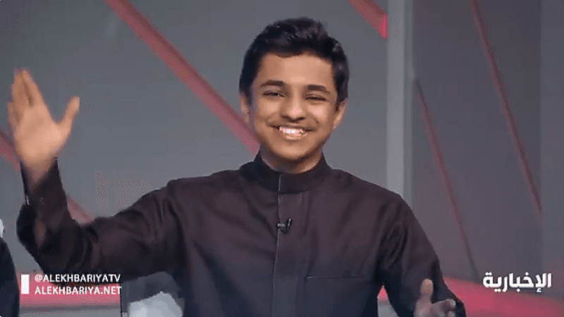 بالفيديو.. قصة طالب في الصف الأول ثانوي يتقن 4 لغات أجنبية