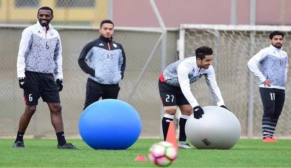 جمل فنية تجهز الشباب للأهلي بحضور رئيس النادي