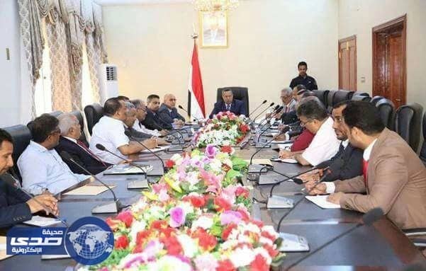 الحكومة اليمنية تتعهد بتجاوز العراقيل في ‏دفع رواتب موظفي الدولة