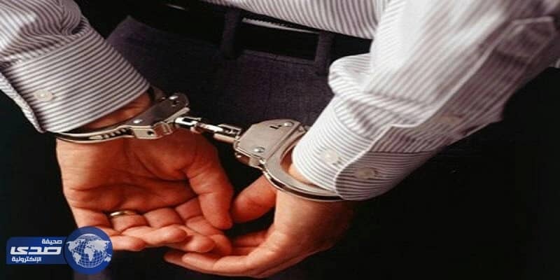 مقيم سوداني يوقع بنشال حاول سرقة المصلين في مسجد بالشرائع