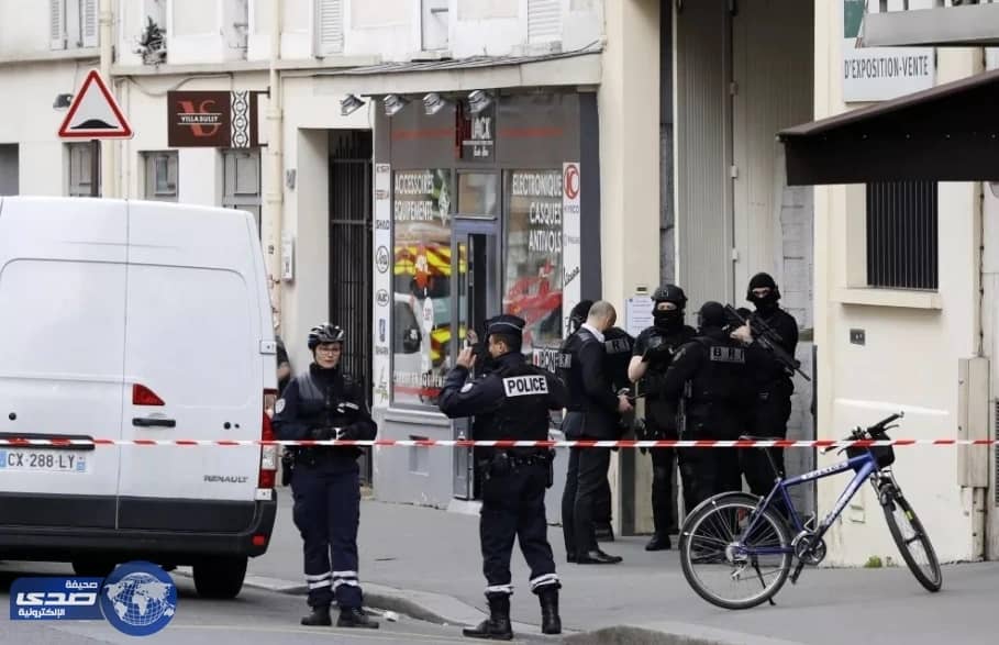 فرنسي يذبح والده وشقيقه بباريس