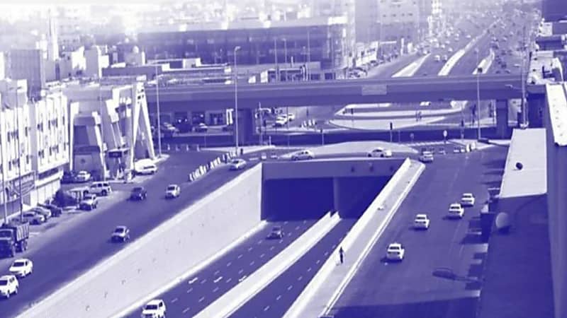 أمانة جدة: عمل تحويلة مرورية مسار التقاطع السطحي فوق النفق لمدة 10أيام
