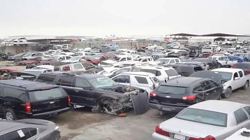 "الزكاة" تعلن عن مزاد لبيع سيارات تشليح في جمرك جازان 