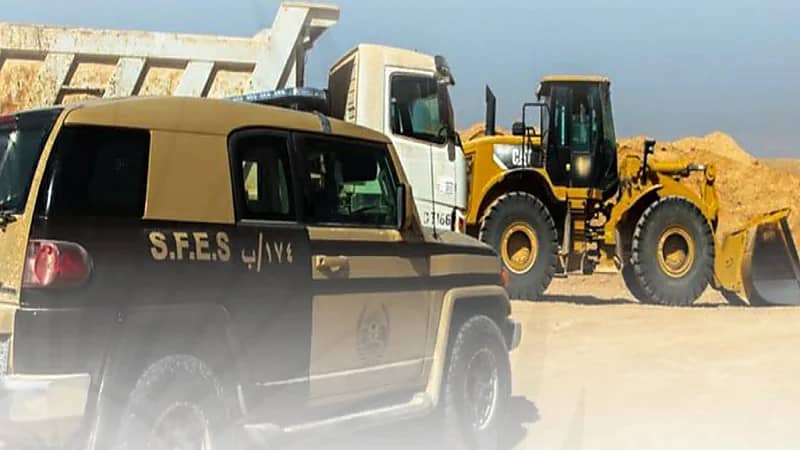 ضبط مخالفين لنظام البيئة يقومون بنقل الرمال وتجريف التربة بالرياض
