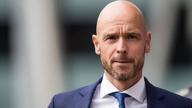 تن هاغ  يطلب التعاقد مع  ميتشيل فان دير غاغ لتدريب مانشستر يونايتد