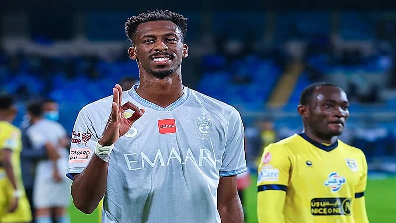 المريسل: هل يجوز لمدرب المنتخب التدخل في قضية "كنو"؟