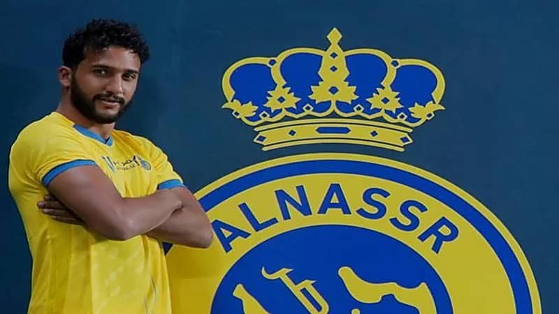الوحدة يفكر في التعاقد مع لاعب النصر 