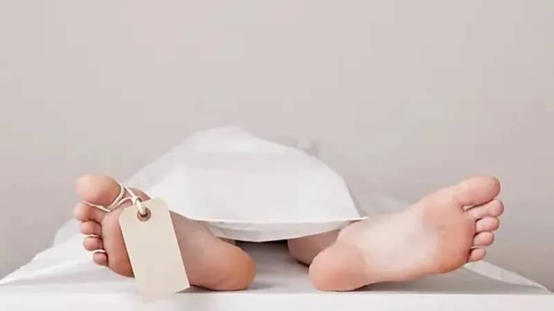 شخص قتل ابن زوجته بسبب "علبة حلوى"