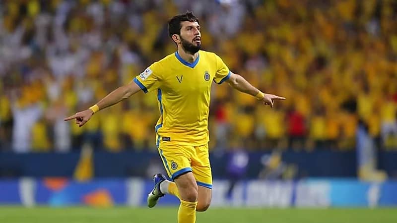 آخر تطورات إصابة لاعب النصر 