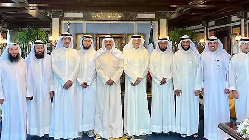 الحكومة الكويتية الجديدة تؤدي اليمين الدستورية
