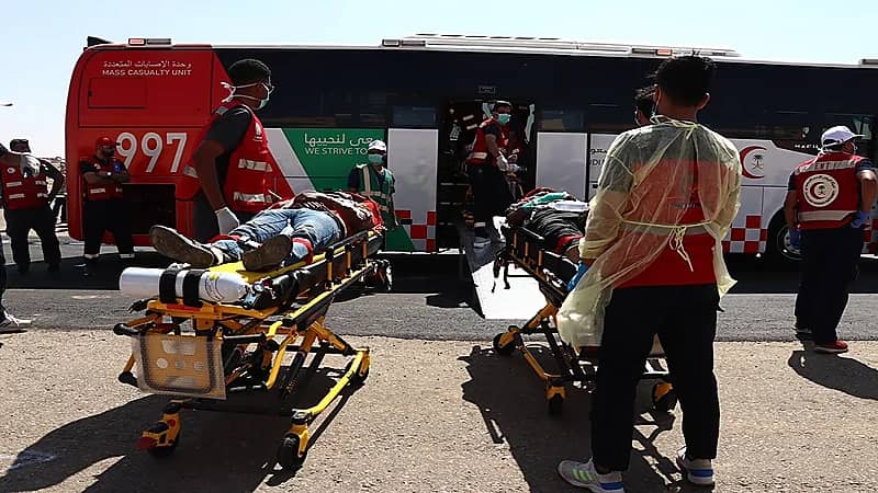 الهلال الأحمر يستنفر لمباشرة حادث تصادم لباص سياحي على متنه 50  راكباً