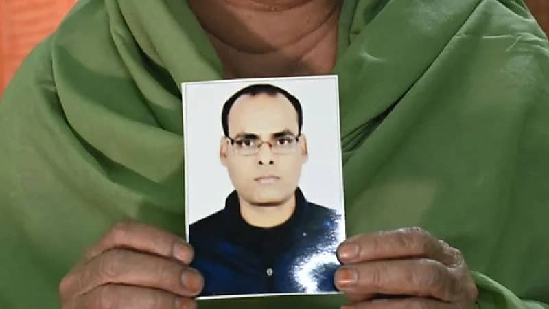 شاب يدفع حياته ثمناً لعملية زراعة شعر