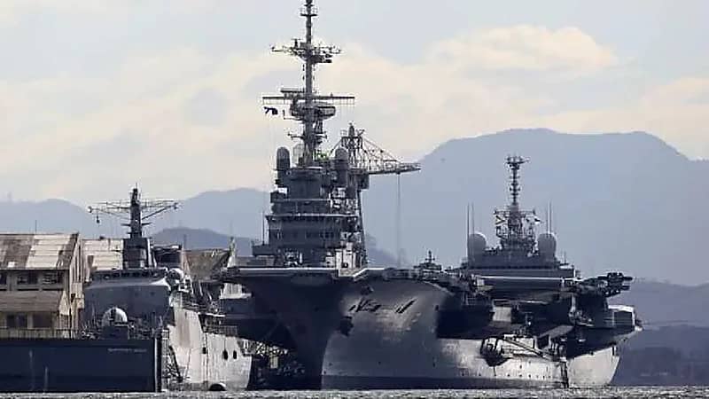 البحرية البرازيلية تغرق حاملة طائرات ملوثة بنفايات سامة