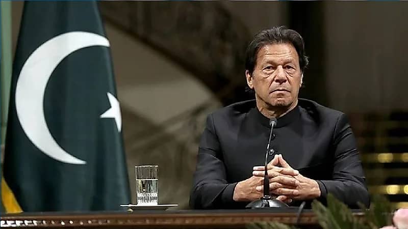 أمر قضائي باعتقال عمران خان