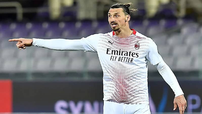 منتخب السويد يستدعي إبراهيموفيتش بعد غياب 9 أشهر