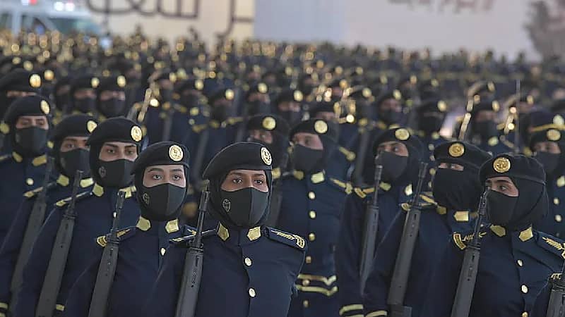 بالفيديو.. تخريج الدفعة الرابعة من معهد التدريب الأمني النسائي