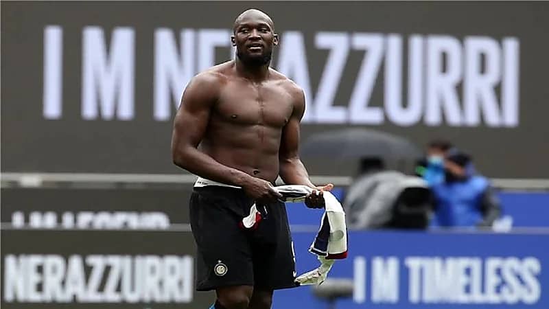 إغلاق جزئي لملعب يوفنتوس بسبب هتافات عنصرية ضد لوكاكو