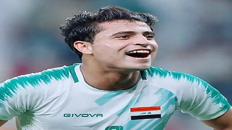 إيقاف لاعب عراقي حاول ضرب حكم