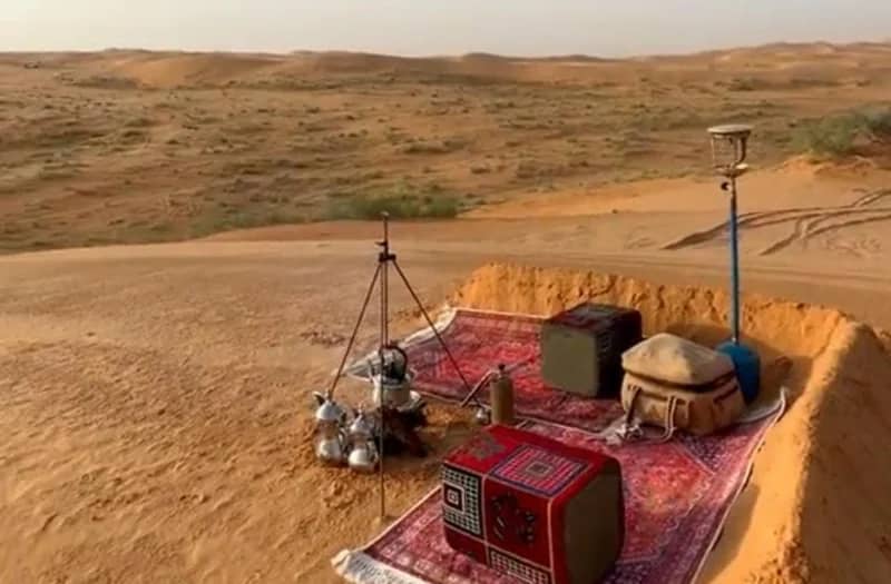 بالفيديو.. ‏شاب يُجهّز جلسته في البرّ بطريقة احترافية