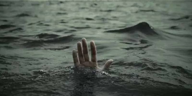 فشل في إنقاذها.. مصرع شاب وخطيبته غرقا في النيل