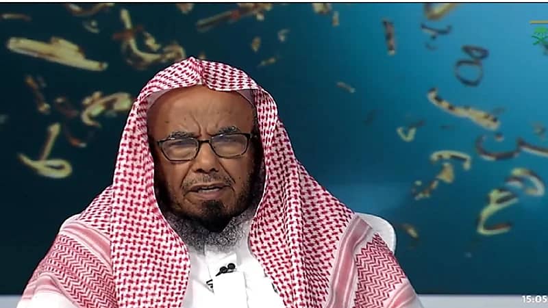 المطلق: يجوز صرف الزكاة للمحتاج دون إبلاغه بأنها زكاة