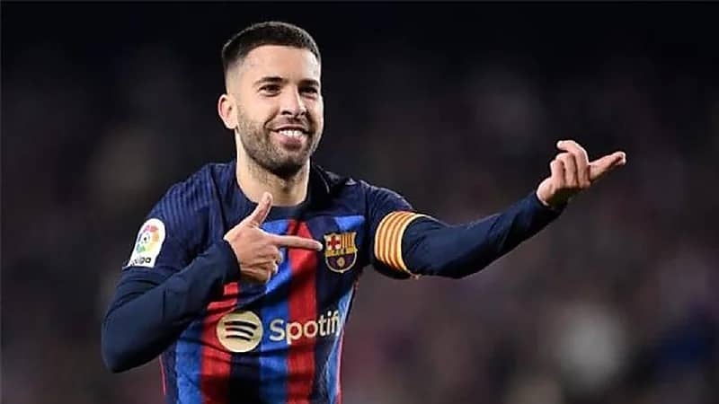 ألبا يُعلن رحيله عن برشلونة.. فيديو