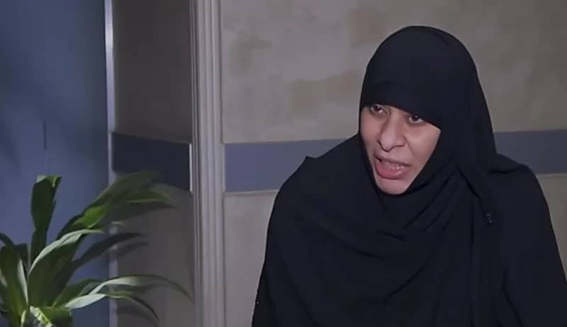 امرأة تروي تفاصيل دفنها حية لمدة 3 أيام على يد زوجها (فيديو)