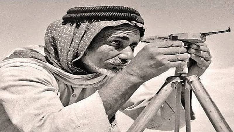 صورة نادرة لأول من ساهم في اكتشاف بئر نفط بالمملكة
