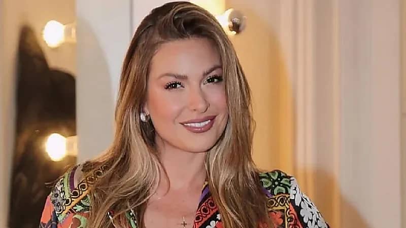 ممثلة لبنانية: ليس لدي مشكلة في الظهور عارية - فيديو