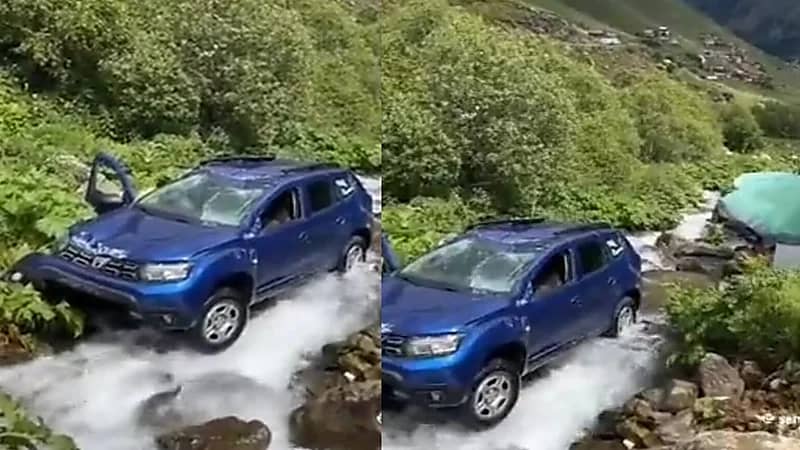 انقلاب مركبة أسرة سعودية في وادي بتركيا.. فيديو