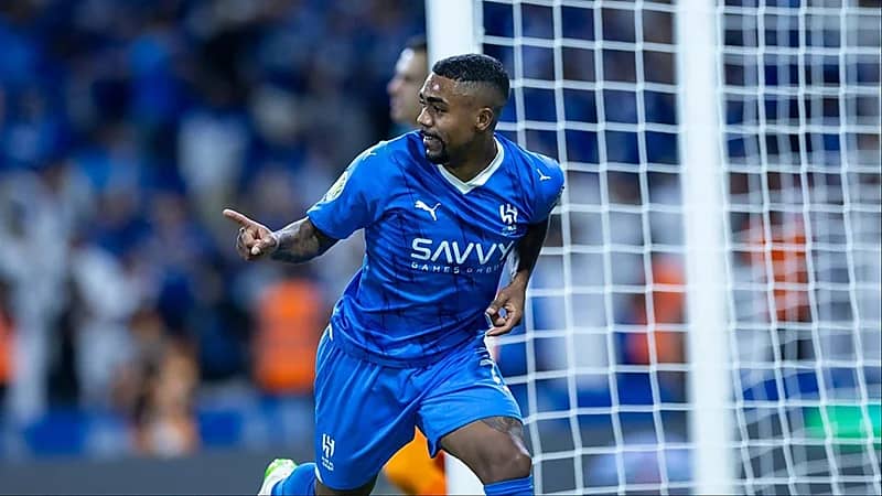 مالكوم يحصل على جائزة أفضل لاعب في الدوري الروسي