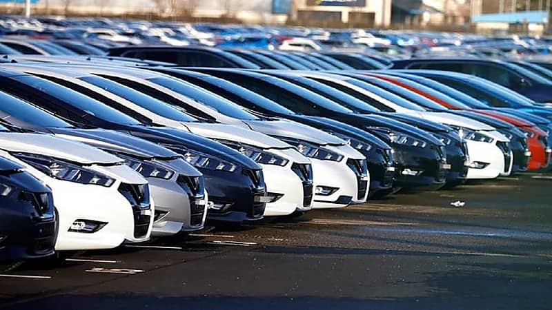 "الجمارك" تقيم مزاد علني لبيع سيارات