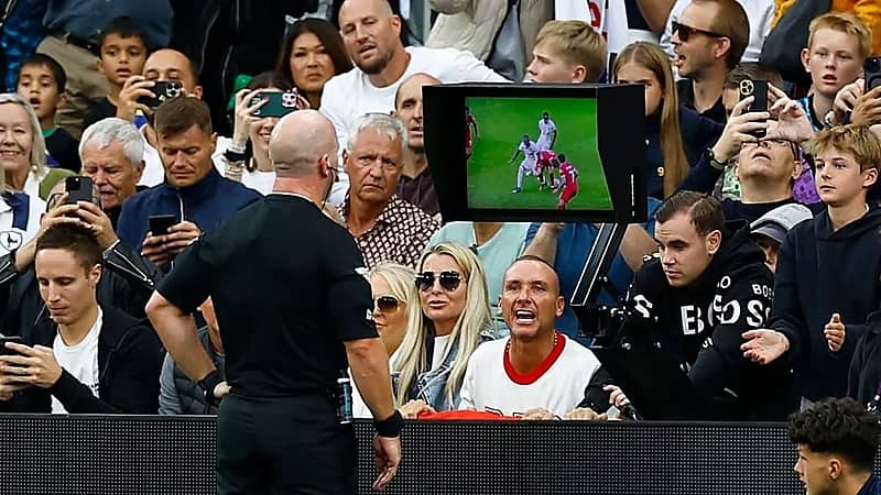 تغيير طارئ على تقنية الـ"VAR" في الدوري الإنجليزي