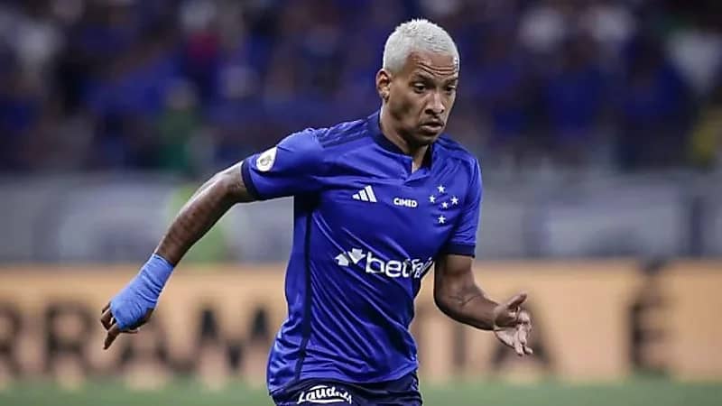 بيريرا يرفض العودة للهلال