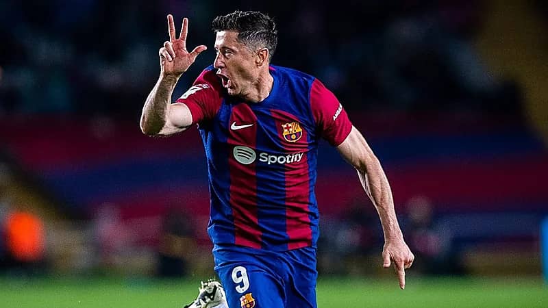 برشلونة يقسو على فالنسيا برباعية