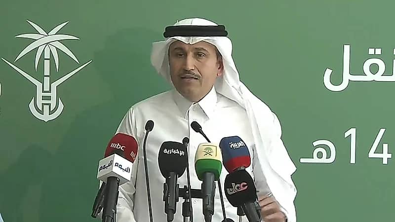 الجاسر: قمنا هذا العام بتجربة خلط المطاط بالإسفلت لراحة الحجاج أثناء المشي  ..  فيديو